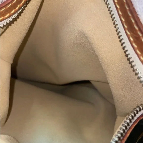 Louis Vuitton Evora MM - Picture 6 of 12